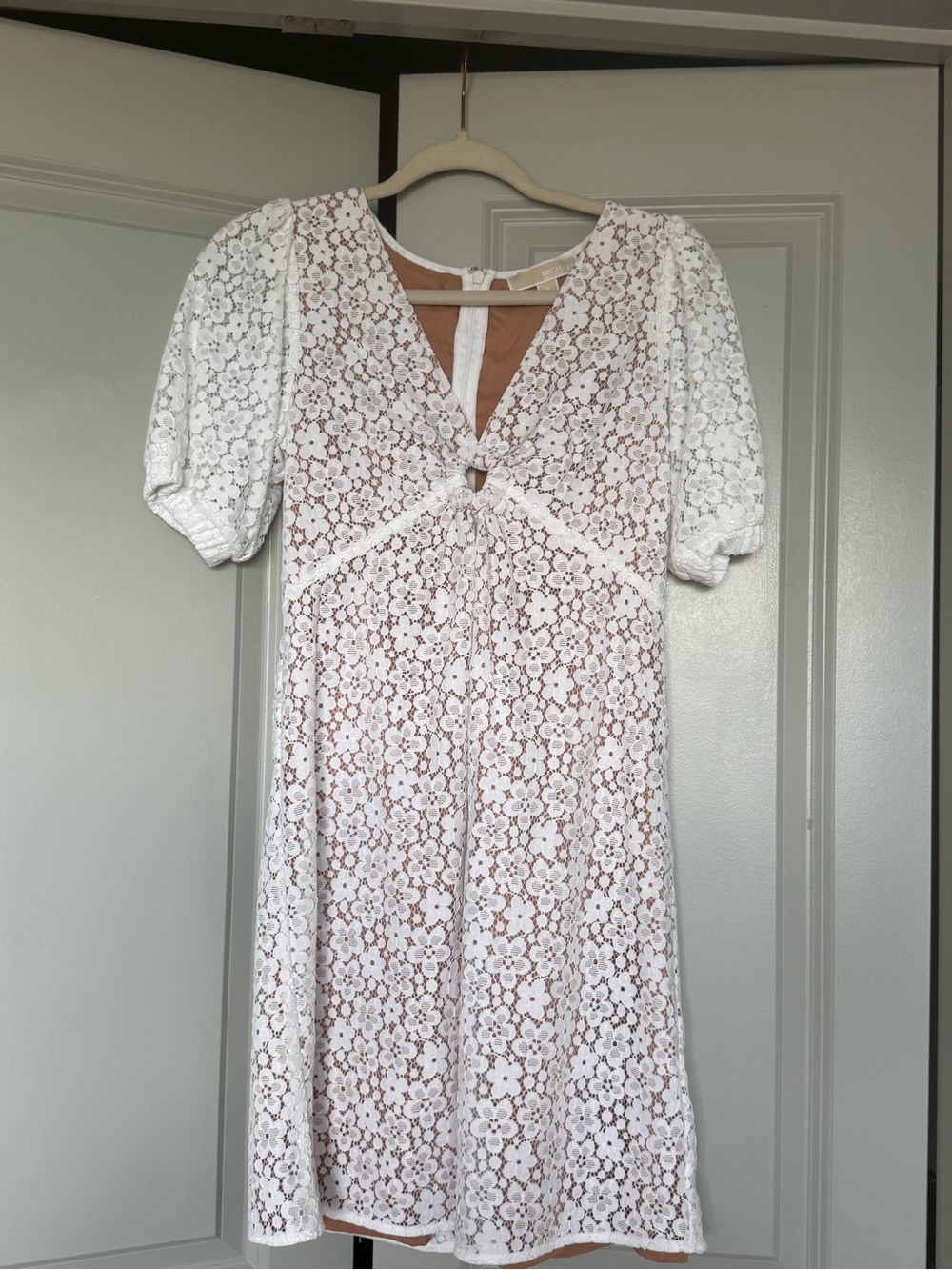 Michael Kors White Floral Lace V-Neck Short Dress